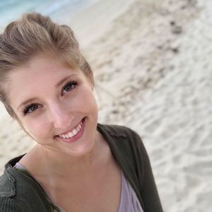 Meet your Posher, Ava